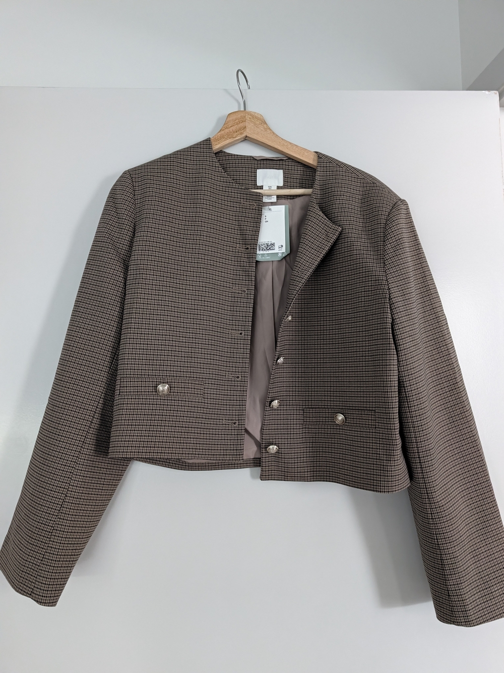 Classic Women's Cropped Jacket And Skirt Set